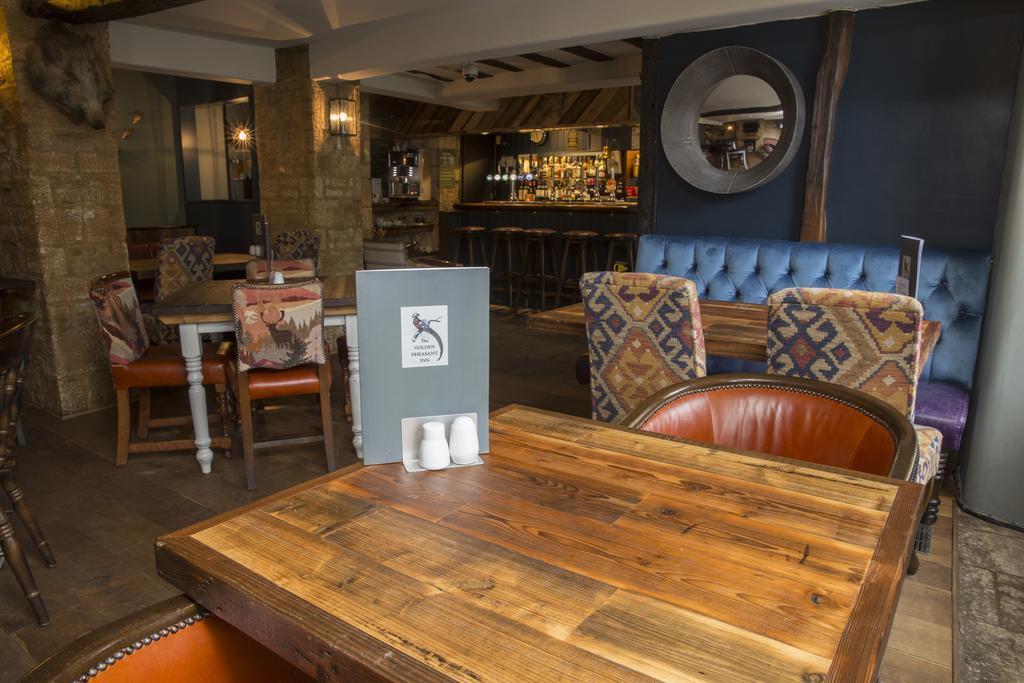 The Golden Pheasant Hotel Burford Kültér fotó